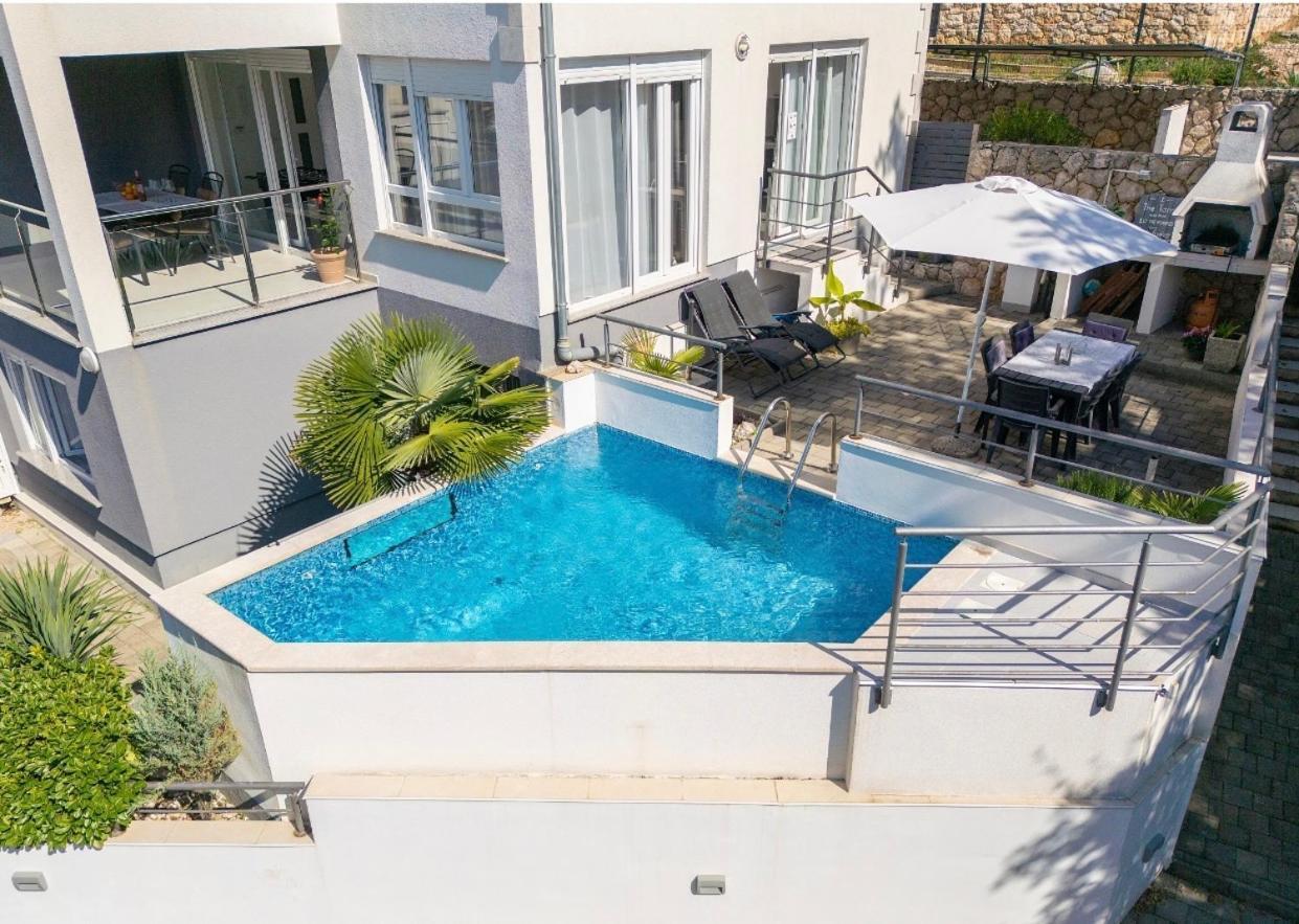 Apartment Sasso Bianco With The Private Pool Nijvice Zewnętrze zdjęcie